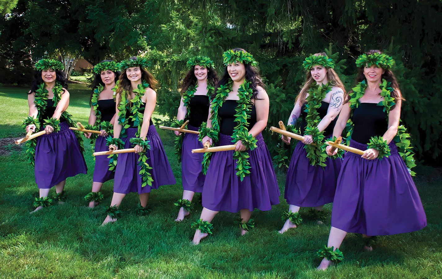 Hawaiian Dancers.