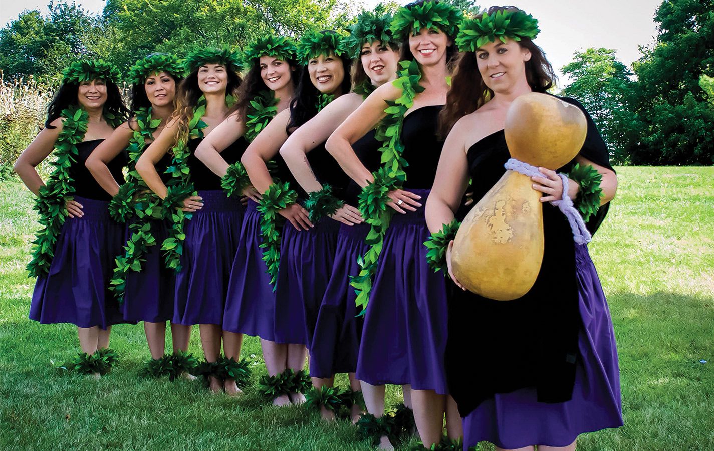 Hawaiian Dancers.